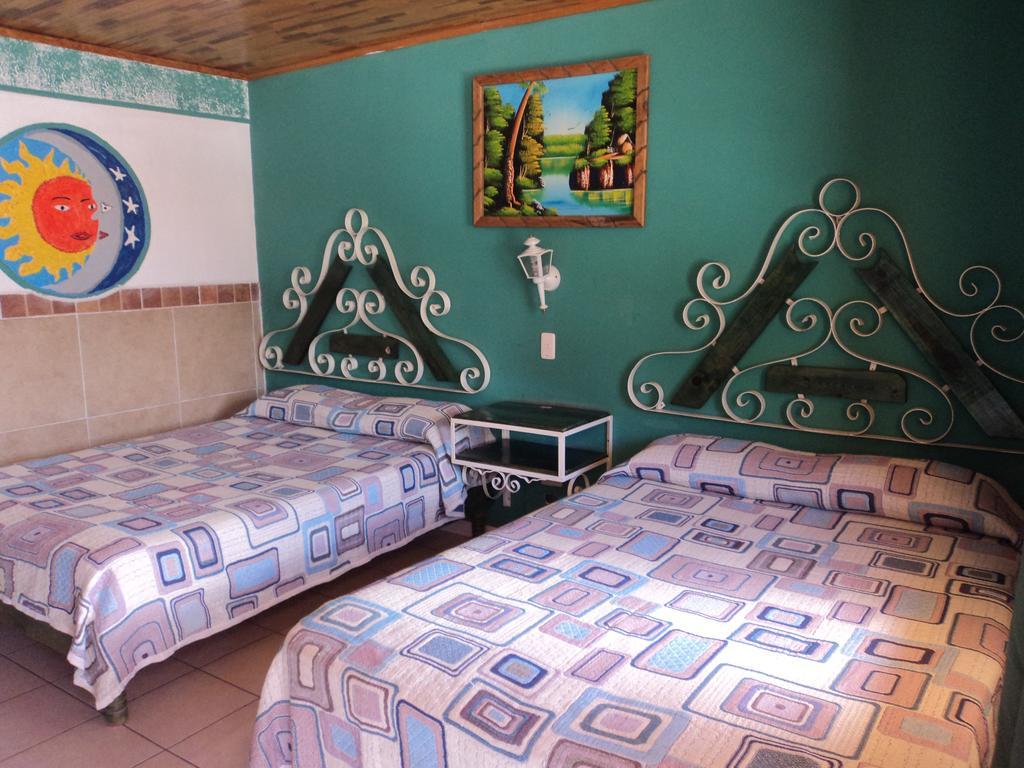 ホテルParaiso Del Bosque クリル 部屋 写真
